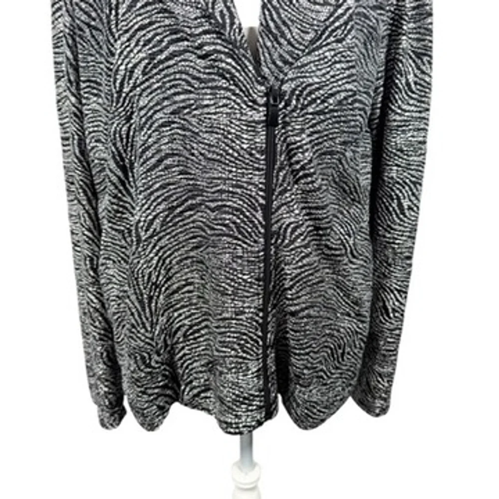 Chicos Black Silver Animal Print Moto Blazer Jacket Artsy Womens size 3 = XL